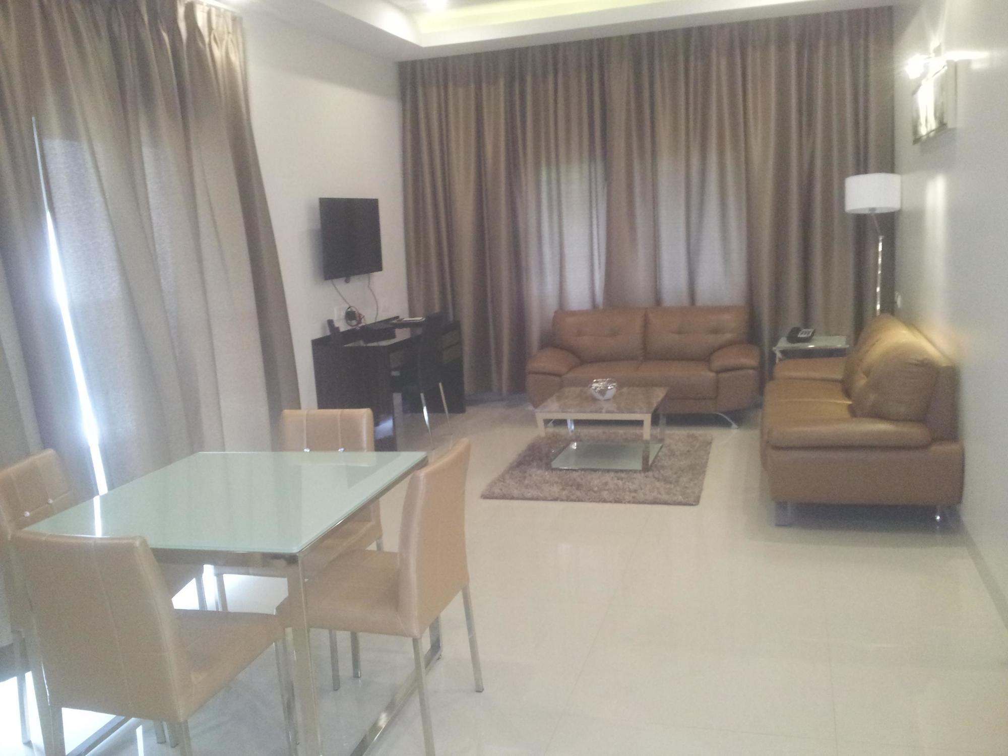 Saffron Hotel Jālna מראה חיצוני תמונה