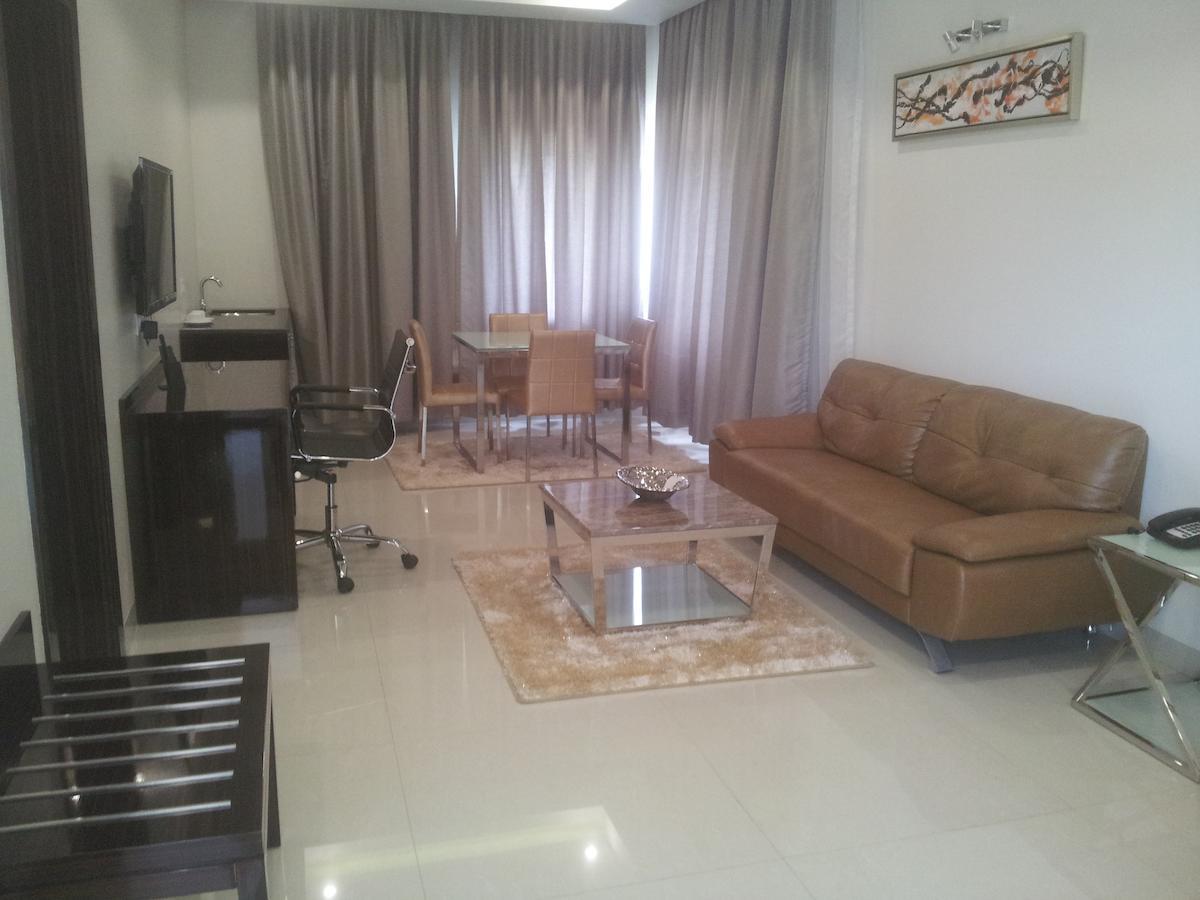 Saffron Hotel Jālna חדר תמונה