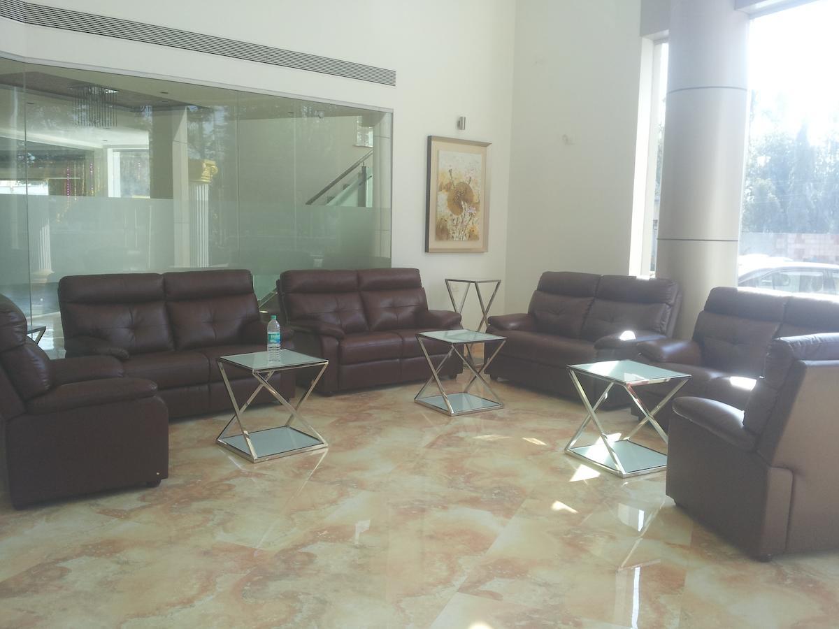 Saffron Hotel Jālna מראה חיצוני תמונה